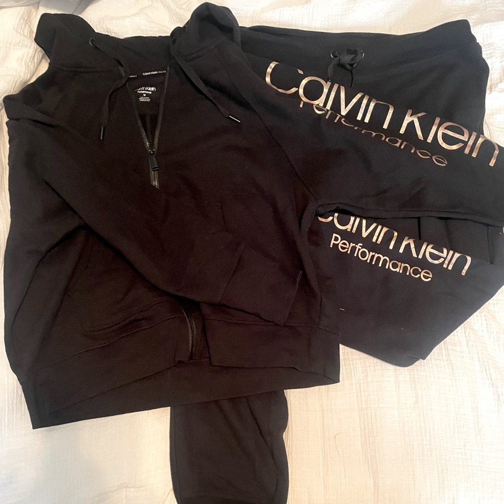 Calvin Klein Performance Black&Rose Gold set. Hoodie Medium, joggers pants Large